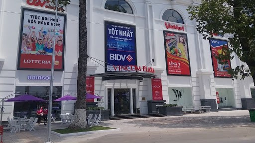 Trà Vinh: Trạm sạc VinFast - Vincom Plaza Trà Vinh, mặt phía trước TTTM